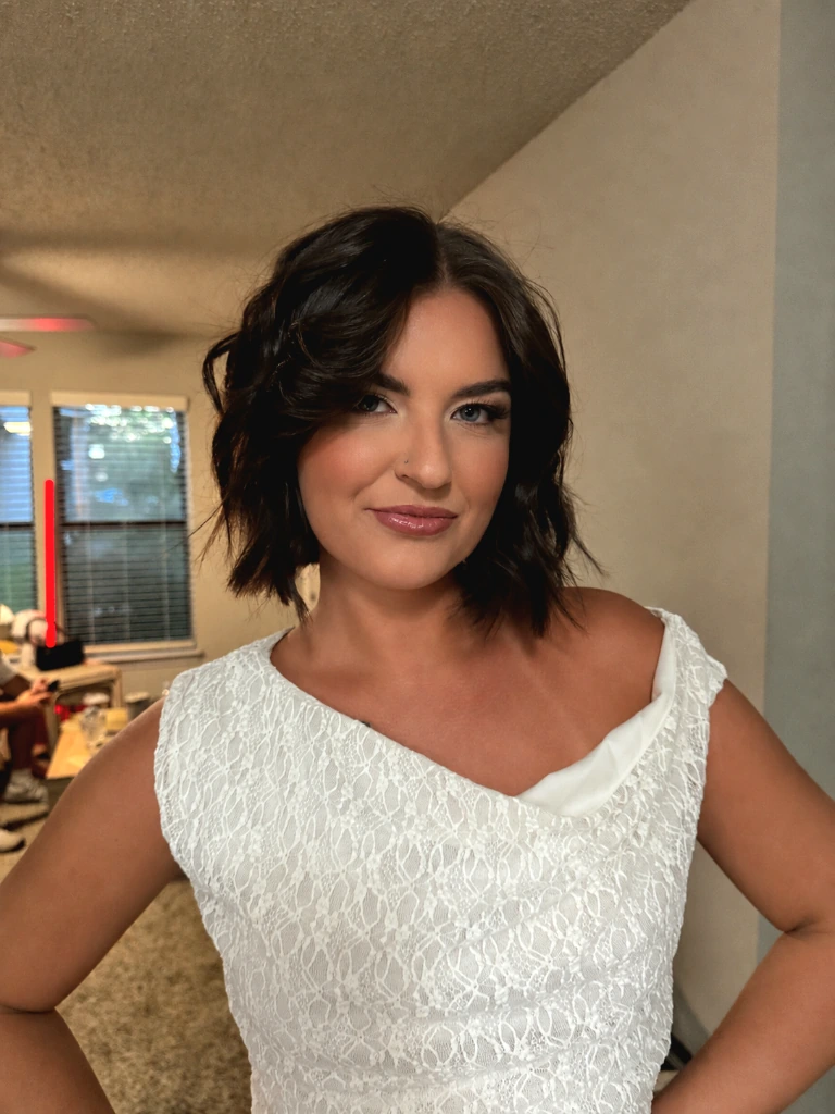 Bridal makeup with a soft wavy bob